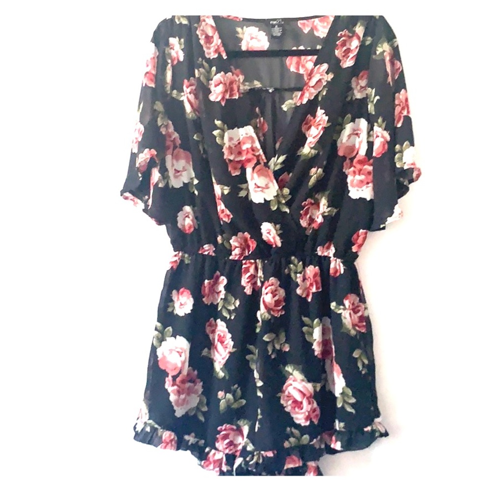 Floral romper new !
